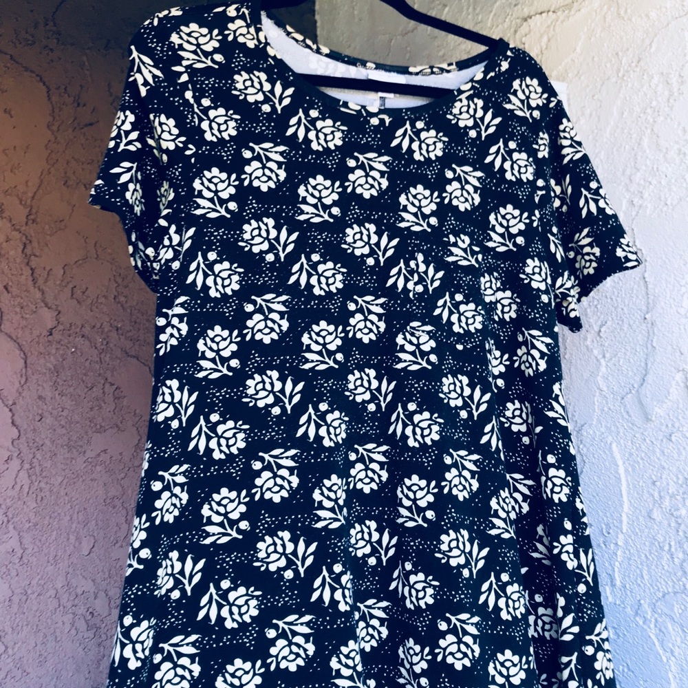 Carley - LuLaRoe